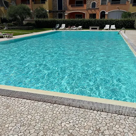 Borgo Dei Mirti Lägenhet